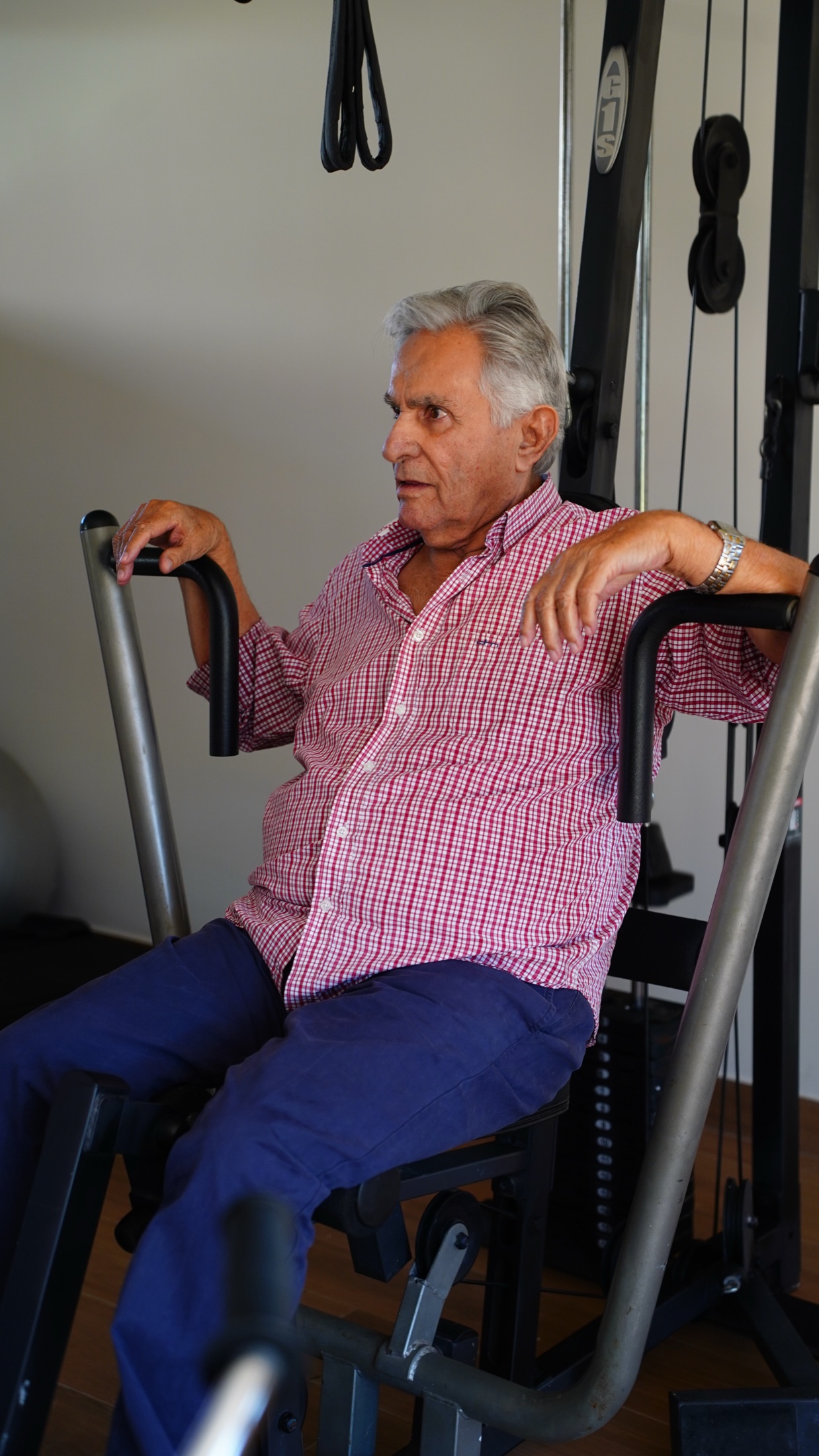 Residente em atividade de fisioterapia